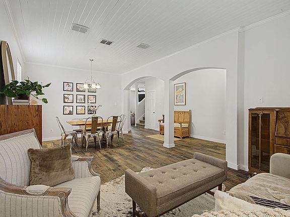 3rd image of 1336 River Ridge Rd