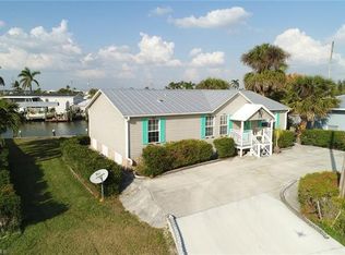 3844 Cruz Dr, Saint James City, FL 33956