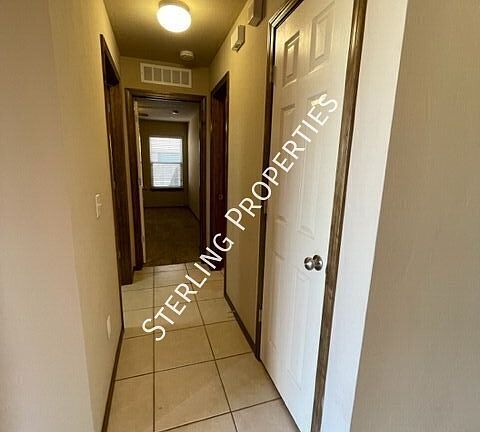 4th image of 3016 Queenston Ave