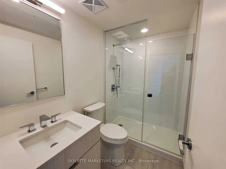 25 Richmond St E #1917 — Photo 10