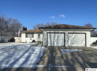 220 Hartley St, Lincoln, NE 68521