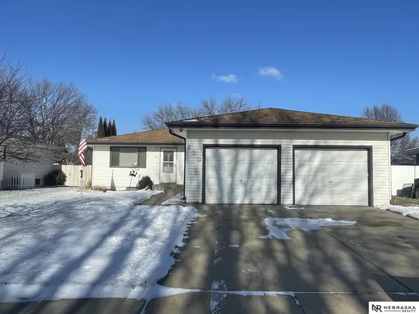 220 Hartley St, Lincoln, NE 68521