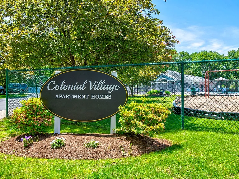 Colonial Village — Photo 13