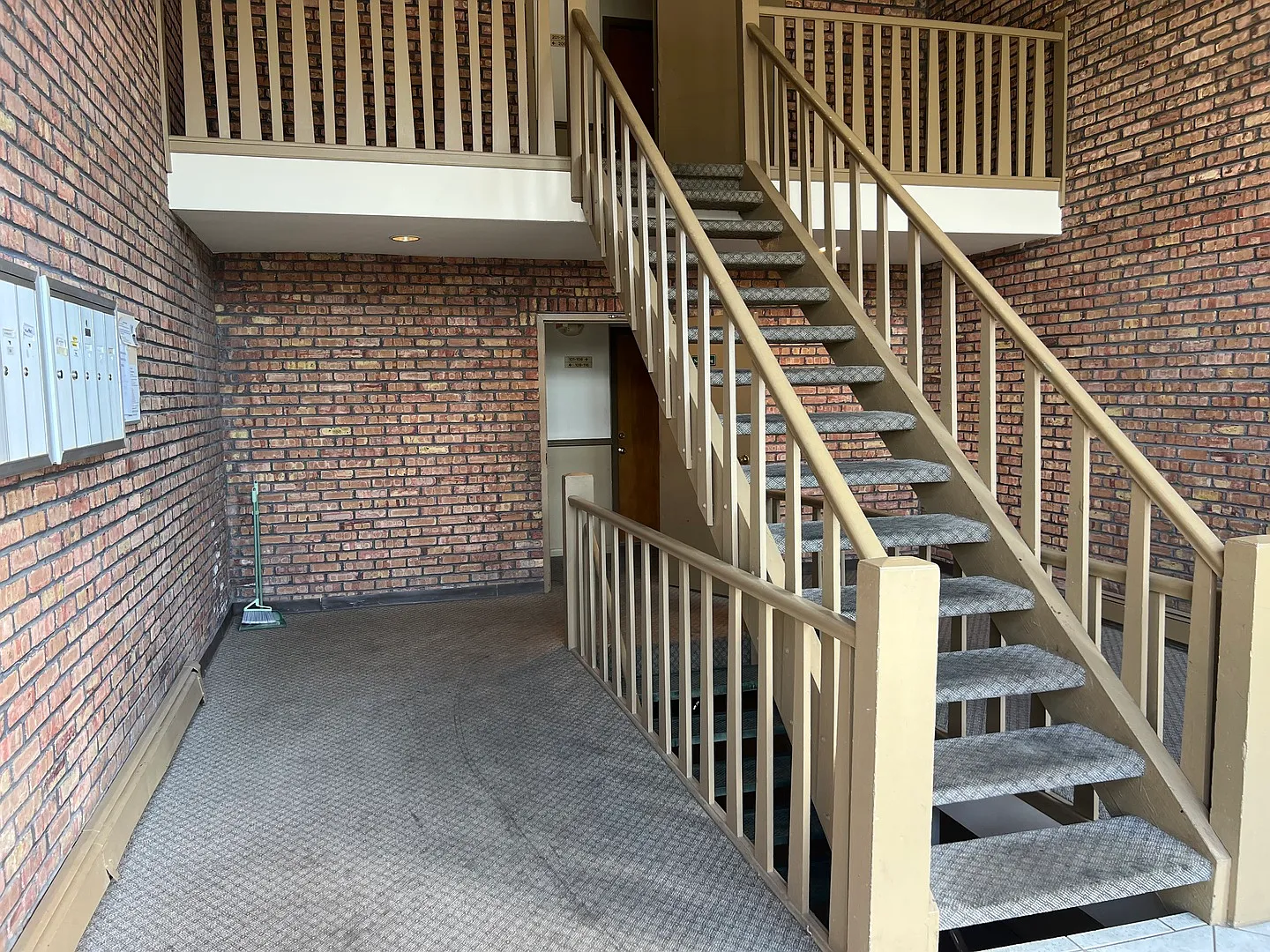 1 bed, $1,600 — Photo 2