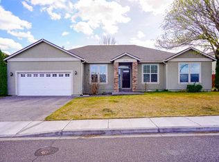 2981 Redrock Ridge Loop, Richland, WA 99354