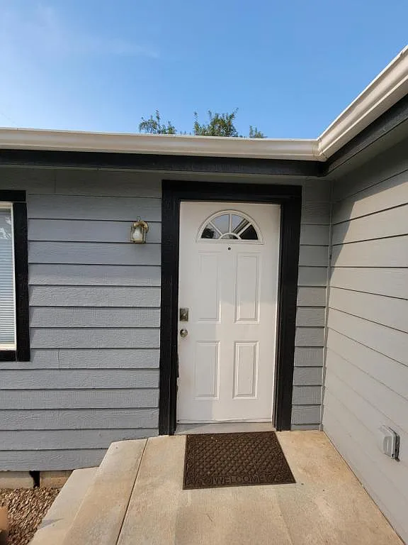 436 S Maple Grove Rd — Photo 2