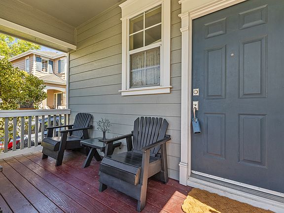 2nd image of 1040 Addison Cir