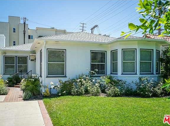 2nd image of 1138 S Elm Dr