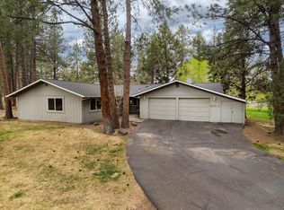 20316 Donkey Sled Rd, Bend, OR 97702