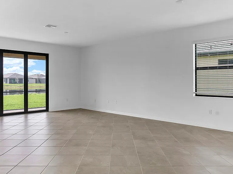 14882 Portico Blvd — Photo 37
