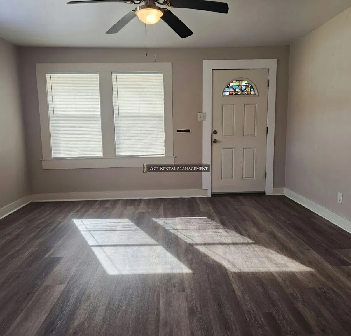 Coming Soon!! Newly Remodeled 2-Bedroom Home with a Spacious Yard in Port Arthur, TX! — Photo 2
