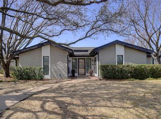 7000 Welch Ct, Fort Worth, TX 76133