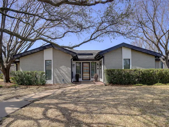 7000 Welch Ct, Fort Worth, TX 76133