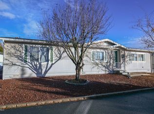 611 Solar Fun Dr, Yakima, WA 98901