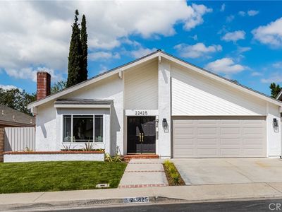 22425 Rippling Brk, Lake Forest, CA, 92630