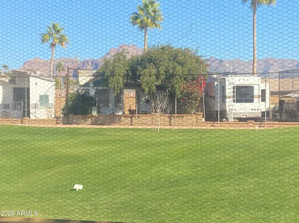 2275 S SEMINOLE Drive, Apache Junction, AZ 85119