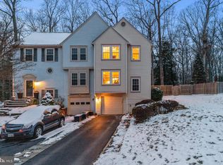 7950 Gambrill Ct, Springfield, VA 22153