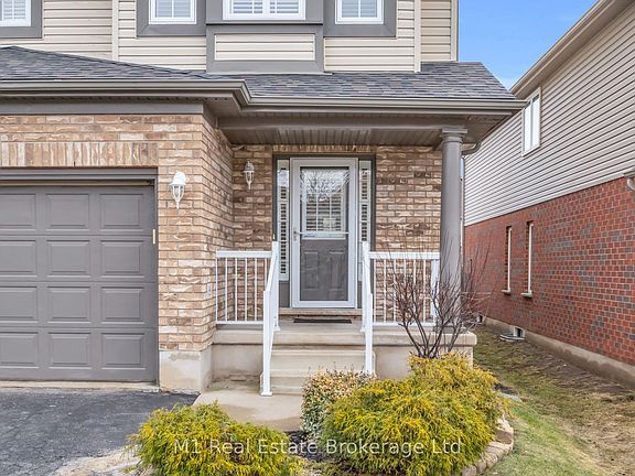 3rd image of 33 Hilltop Rd