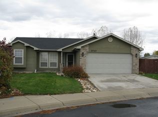 2020 E Laguna Ave, Nampa, ID 83686
