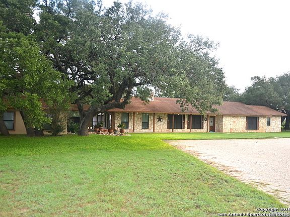 3rd image of 1081 County Road 7711