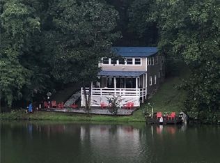 1263 Lakeshore Ln, Mount Airy, NC 27030