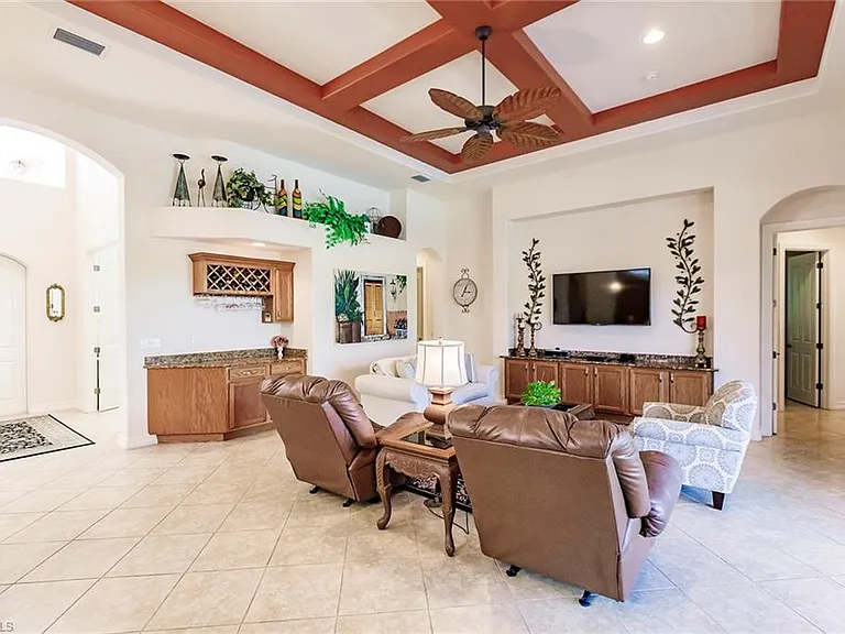 7684 Cottesmore Dr — Photo 25