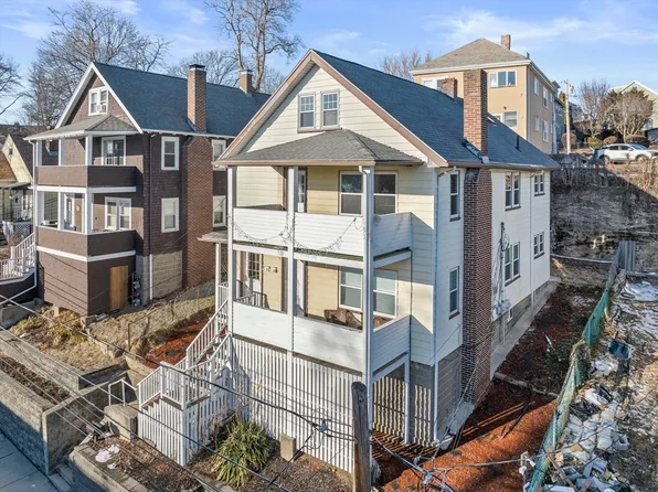 35 Larch St, Brighton, MA 02135