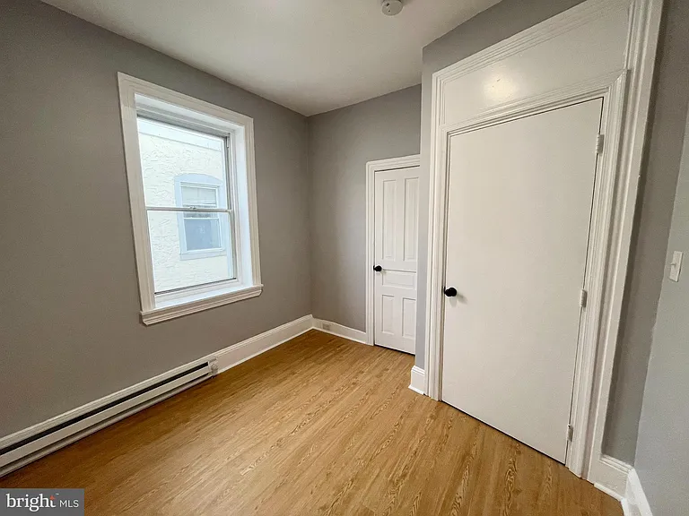 4417 Walnut St #3F — Photo 23