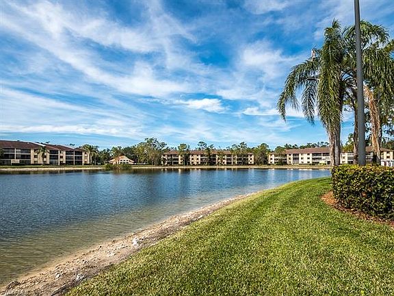 4th image of 5784 Deauville Cir APT B304