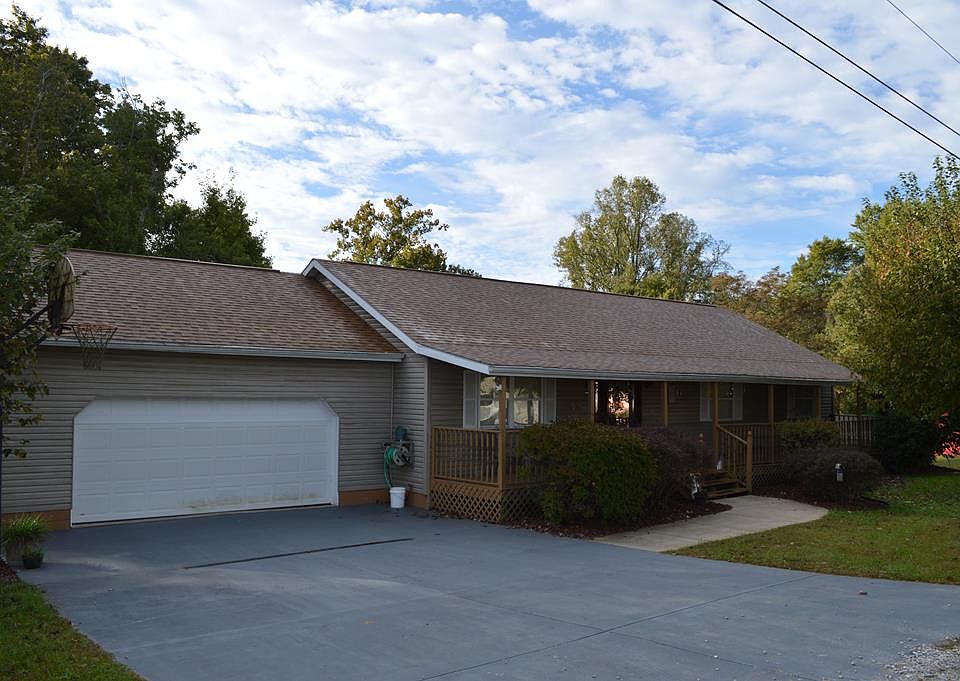1st image of 245 Warren Dr