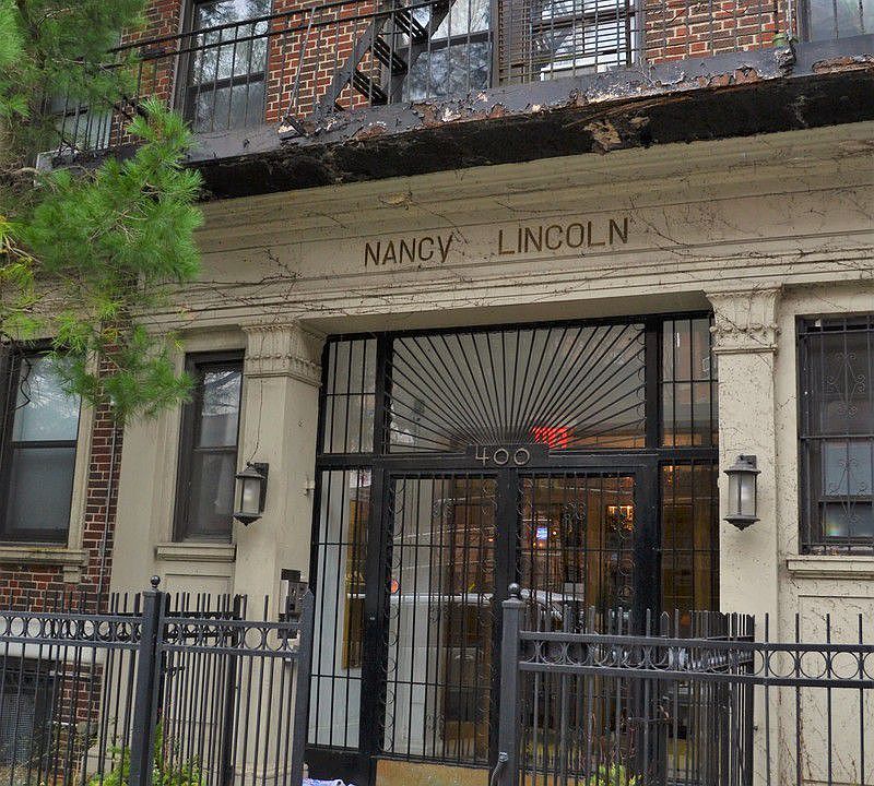 1st image of 400 Lincoln Pl APT 1C