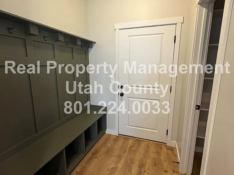 271 E Echo Ledge Dr — Photo 20