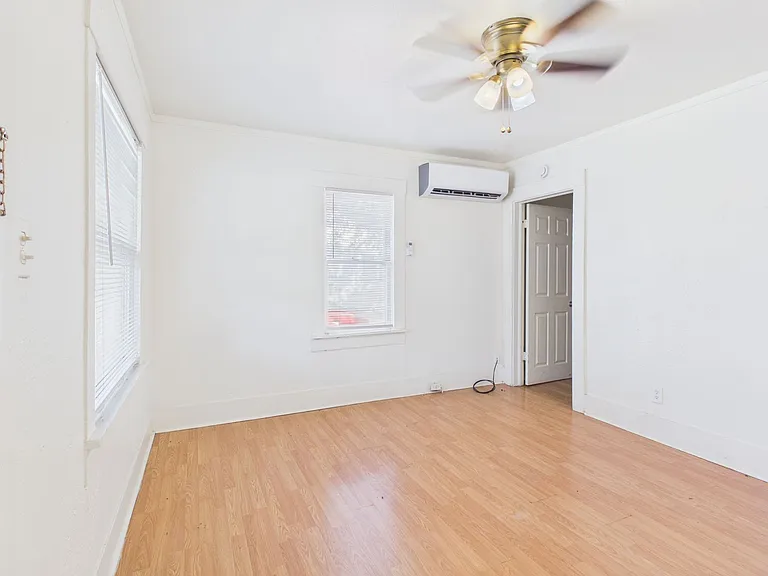 612 SW 17th Ave #B — Photo 5