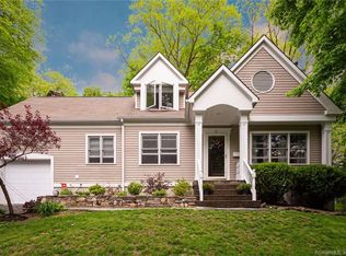 4 Spicewood Rd, Norwalk, CT 06854