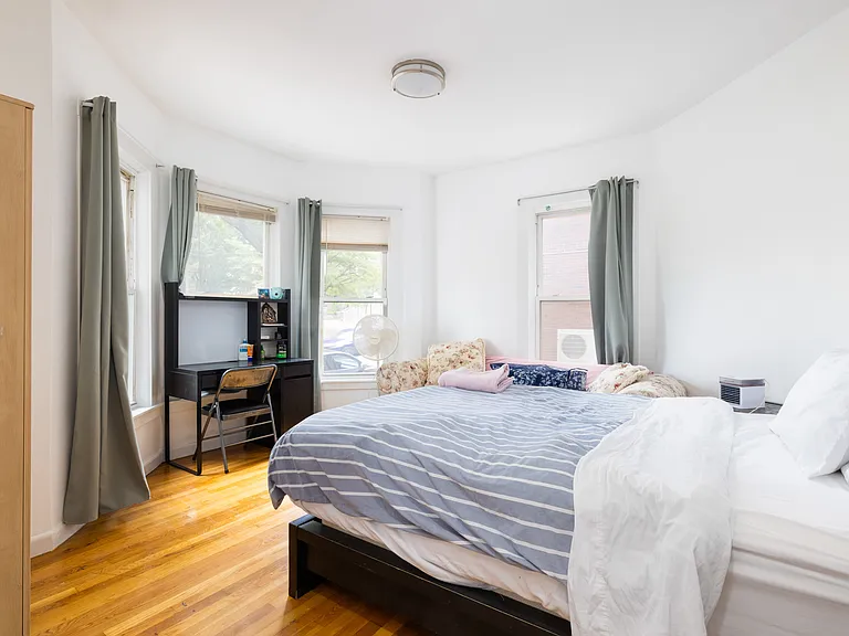 342 Bowdoin St #1 — Photo 17