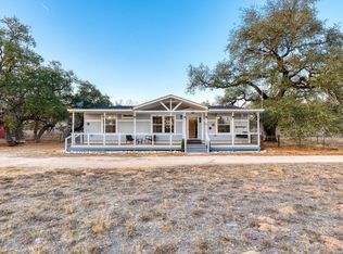 2383 Tomblin Rd, Bigfoot, TX 78005