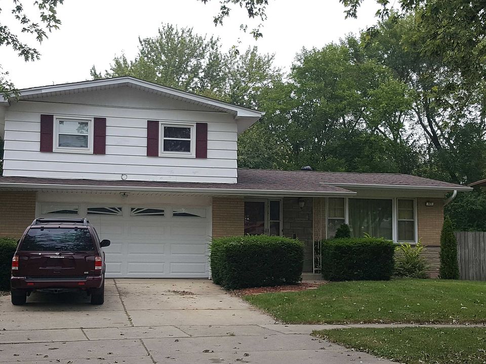 1st image of 823 Arquilla Dr