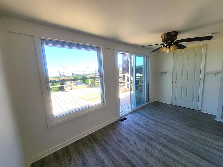5932 Lakeside Ave — Photo 6