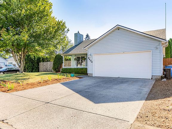 4th image of 9404 NE 133rd Ave