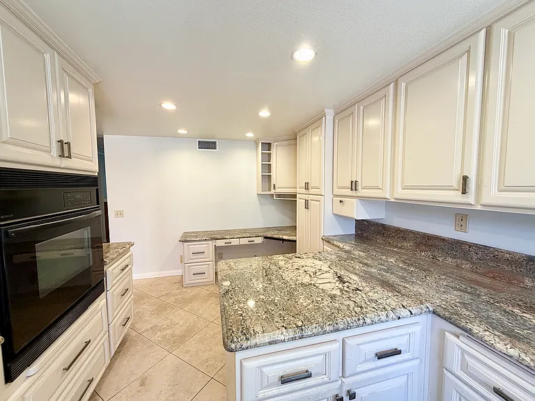 319 Spinnaker Way — Photo 16
