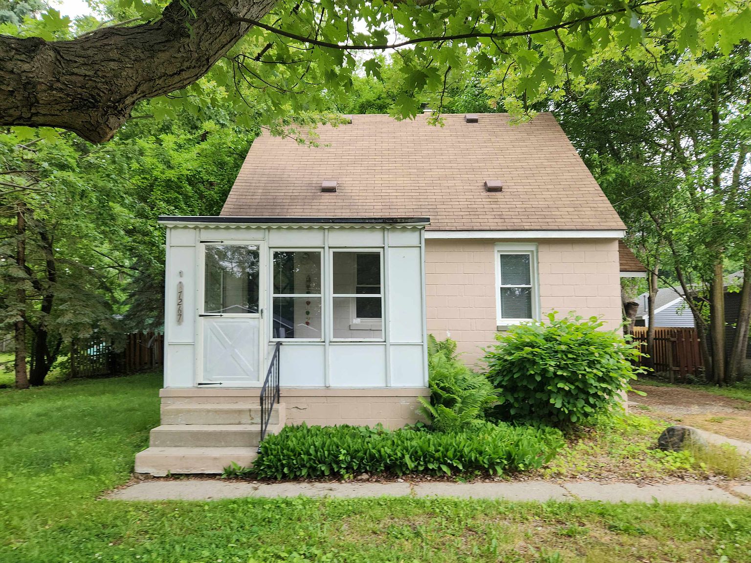 37267 Townhall St, Harrison Township, MI 48045 MLS 50112557 Zillow