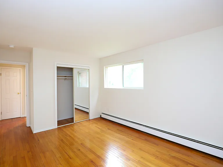 30 Lamb Ave #3B — Photo 7