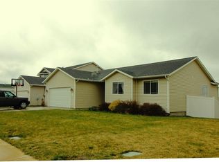 1915 NW Ventura Ct, Pullman, WA 99163
