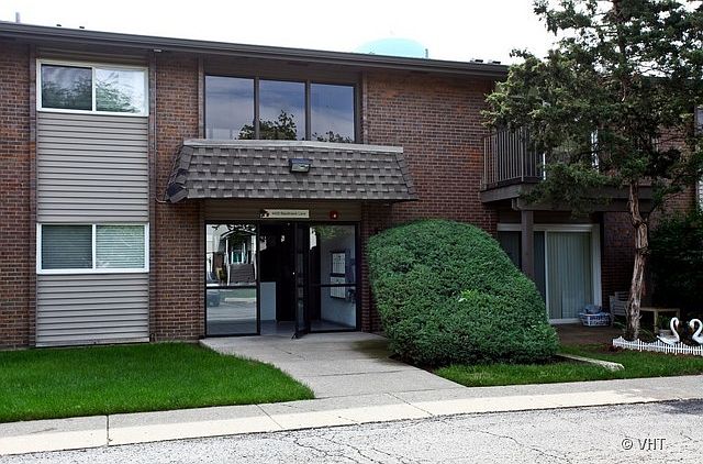 1st image of 4425 N Blackhawk Ln #105