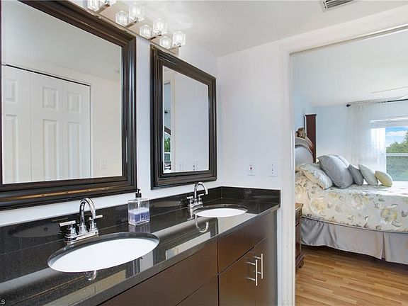 5th image of 9610 Victoria LN #D-304