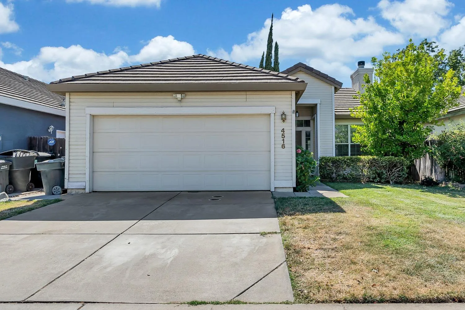 4516 Olympiad Way photo 1