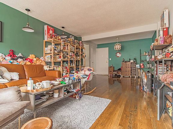 4th image of 145 Lincoln Ave APT 5K