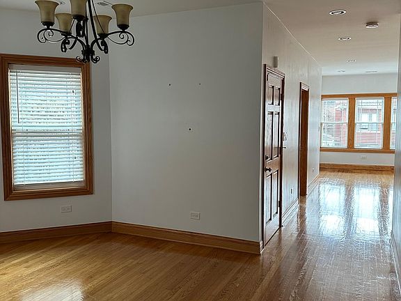 4th image of 3334 W Cullom Ave #2