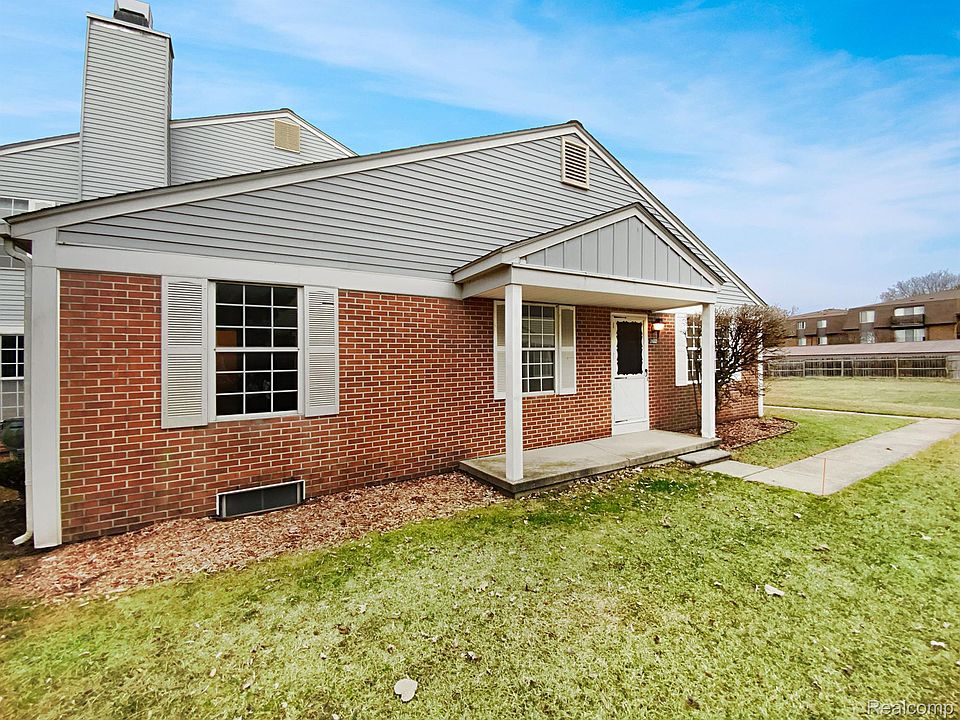 1st image of 24603 N Meadow Dr