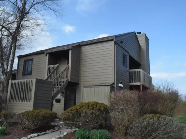 9335 S Lake Ridge Dr #Dm175, Bloomington, IN 47401